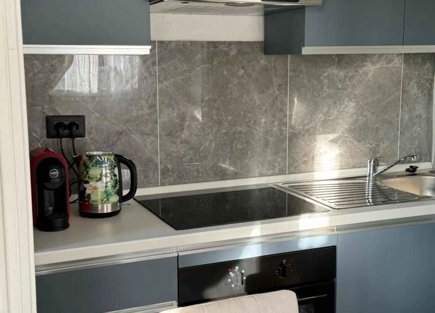 Venice Grey Apartment