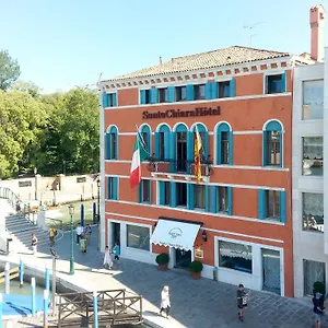 Santa Chiara فندق
