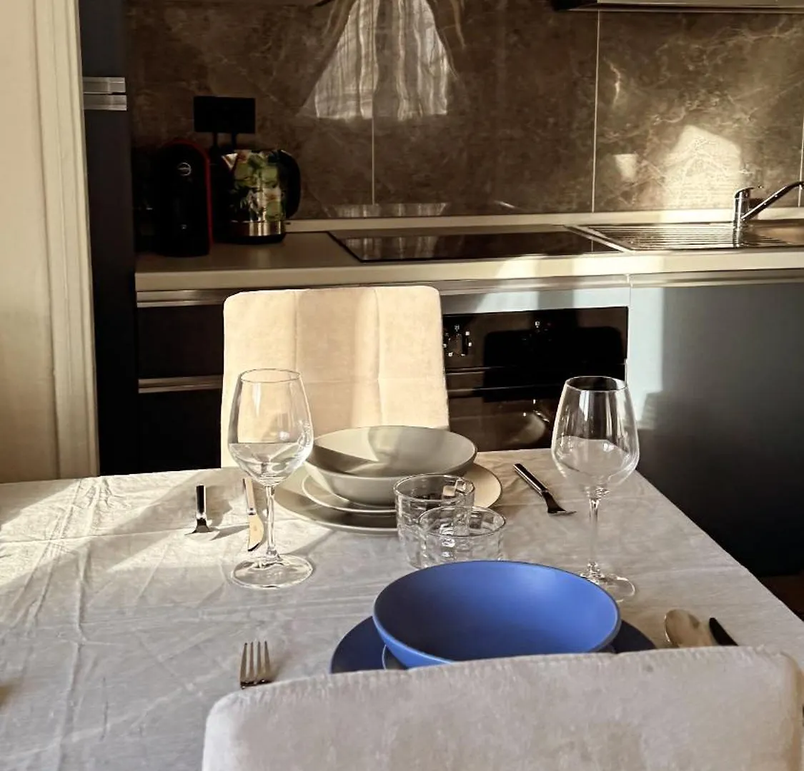 Venice Grey Apartment